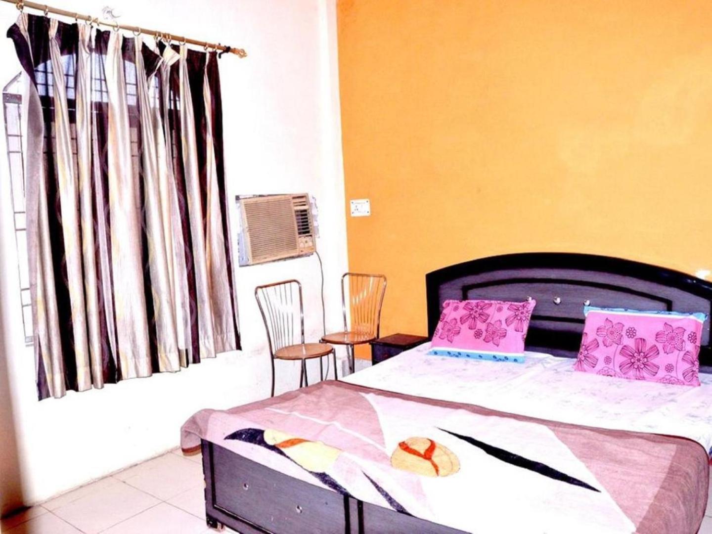 Abhiraj Guest House Mathura Exterior foto