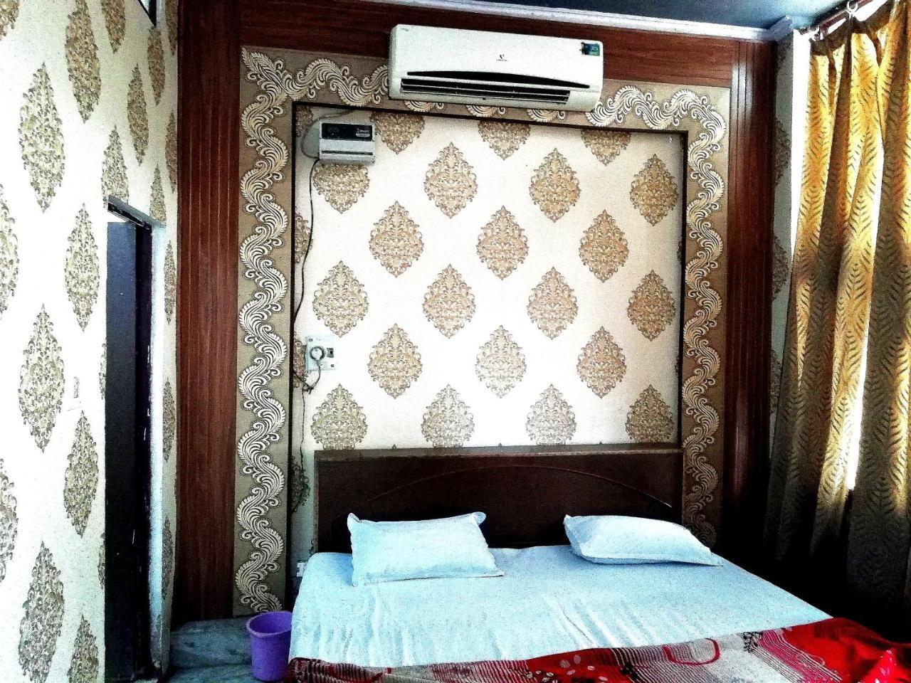 Abhiraj Guest House Mathura Exterior foto